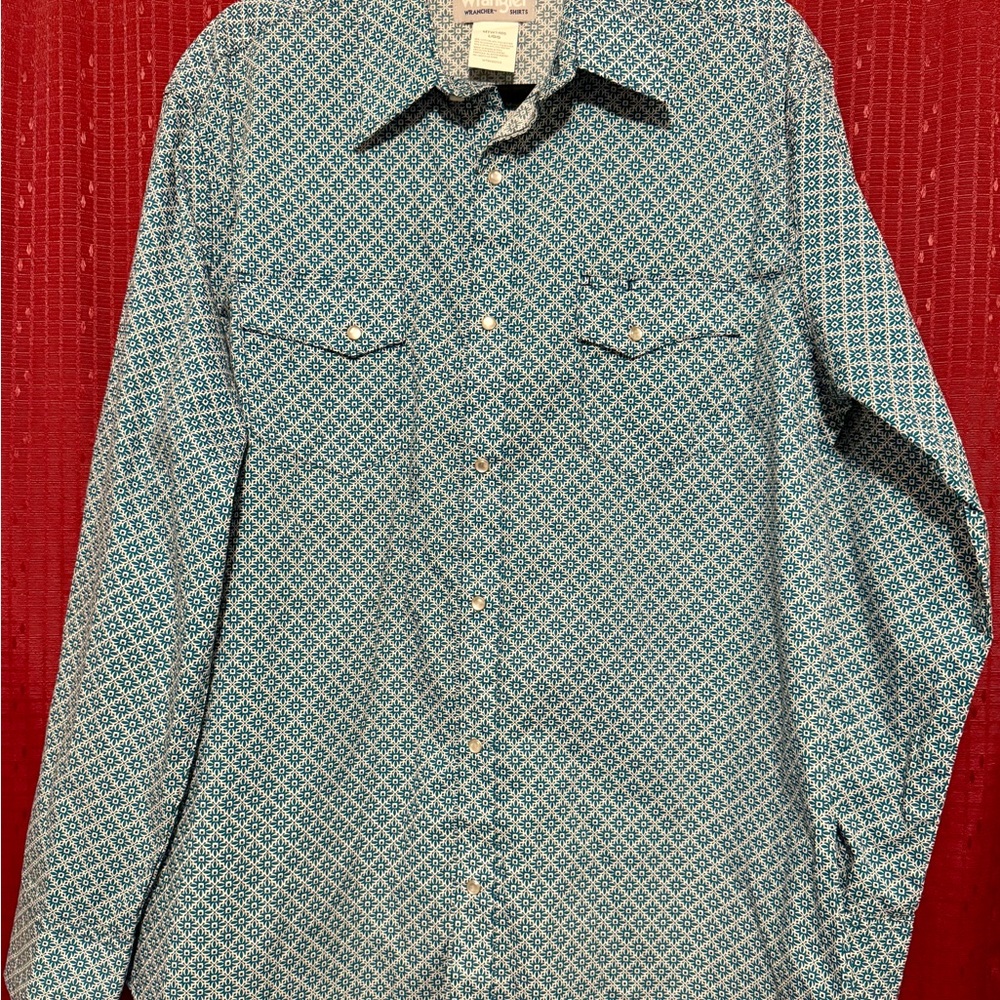 Wrangler Men's Teal and White Patterned Button Down Shirt-Worn once